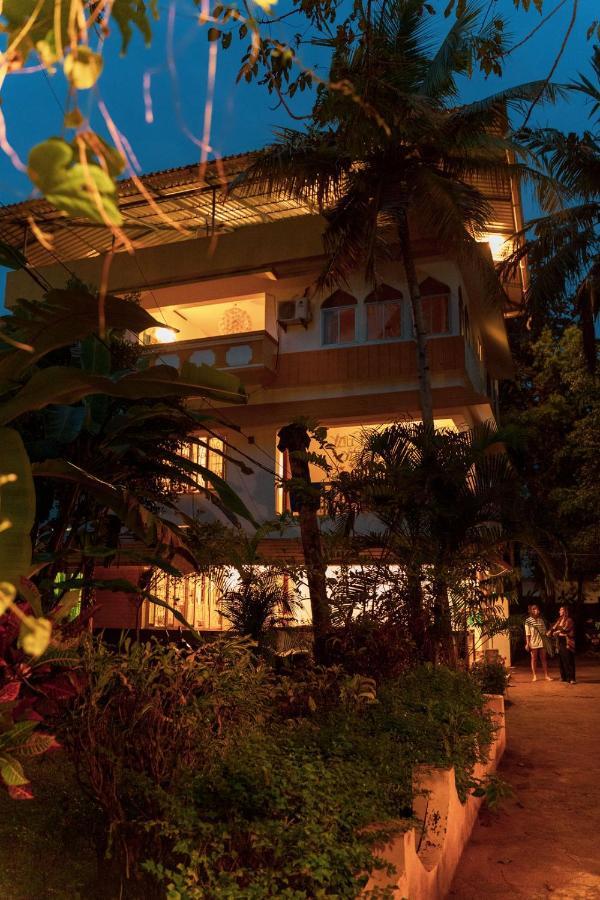 Hope Hostels, Varkala - Helipad Ngoại thất bức ảnh